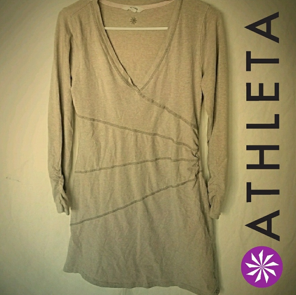 😍☁Athleta organic top